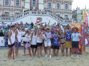 Na plaży open oprócz sportowej rywalizacji nie zabrakło dobrej zabawy. Mecz gwiazd drużyna Zamościa w białych koszulkach wygrała z drużyną plaży open.   